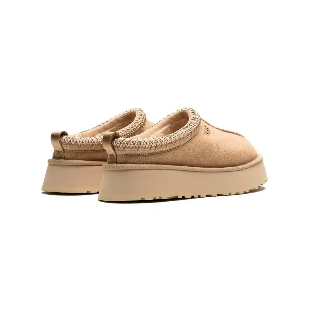 UGG Slippers light Beige – Elegant and Comfortable with Elevated Sole