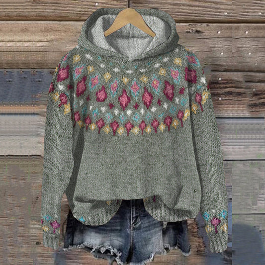 Mia - Warm Nordic Hoodie